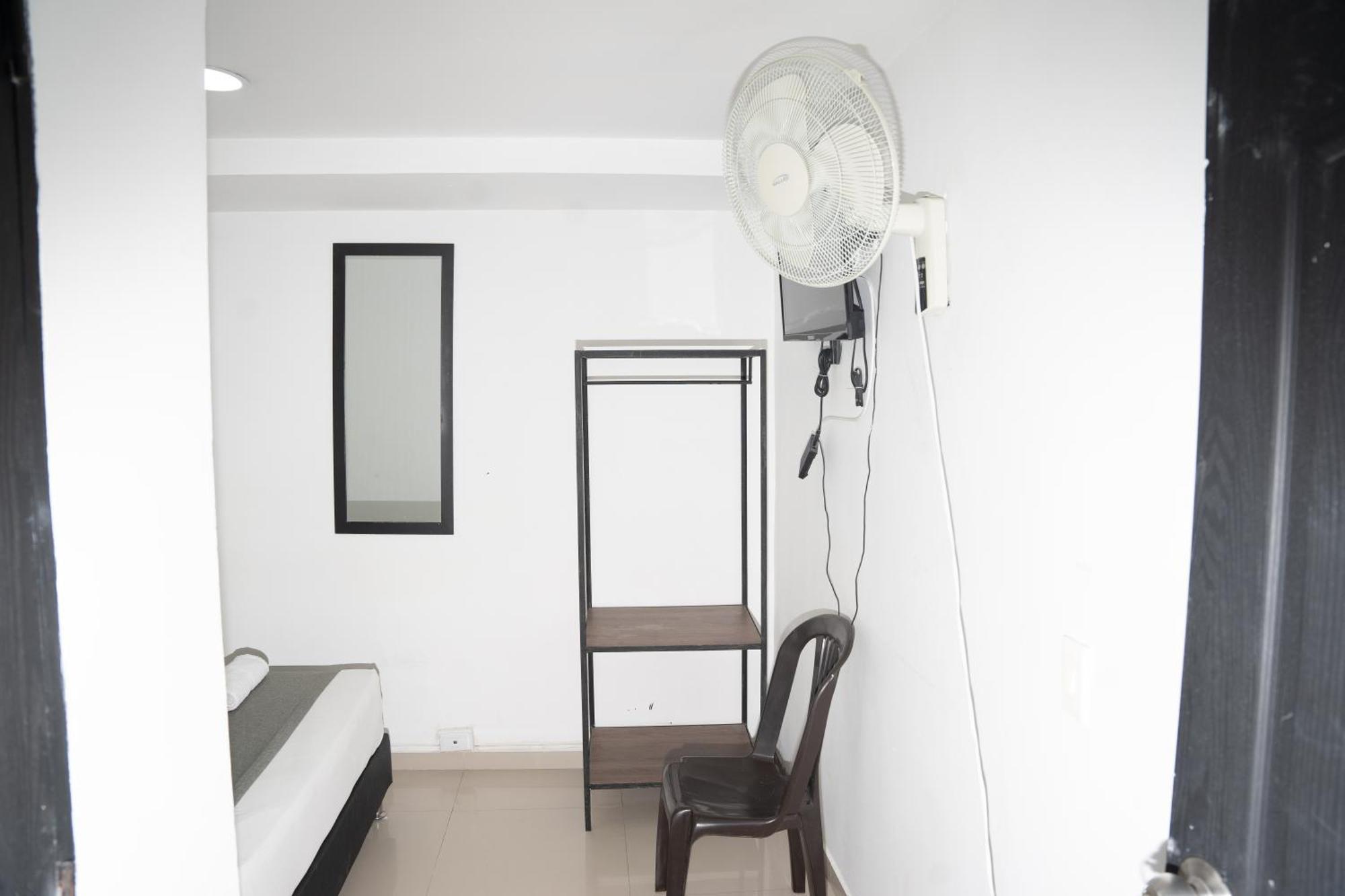 Hotel Laureles De Aburra Medellín Buitenkant foto